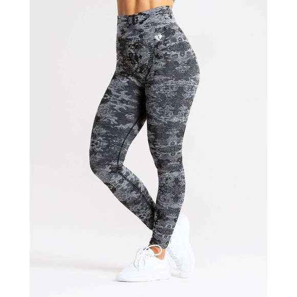 Pants - Womens Best Wear Camo Seamless Leggings L Black High Waisted Stretchy‎ NWT